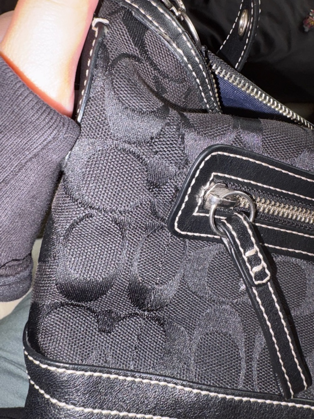 Coach Black Signature Jacquard Shoulder Bag - Picture 4 of 14